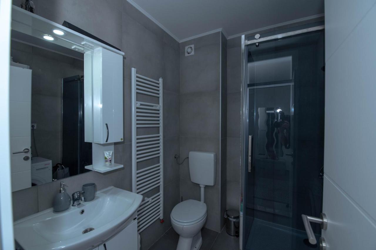 Athena Apartman Lukavica Exterior photo