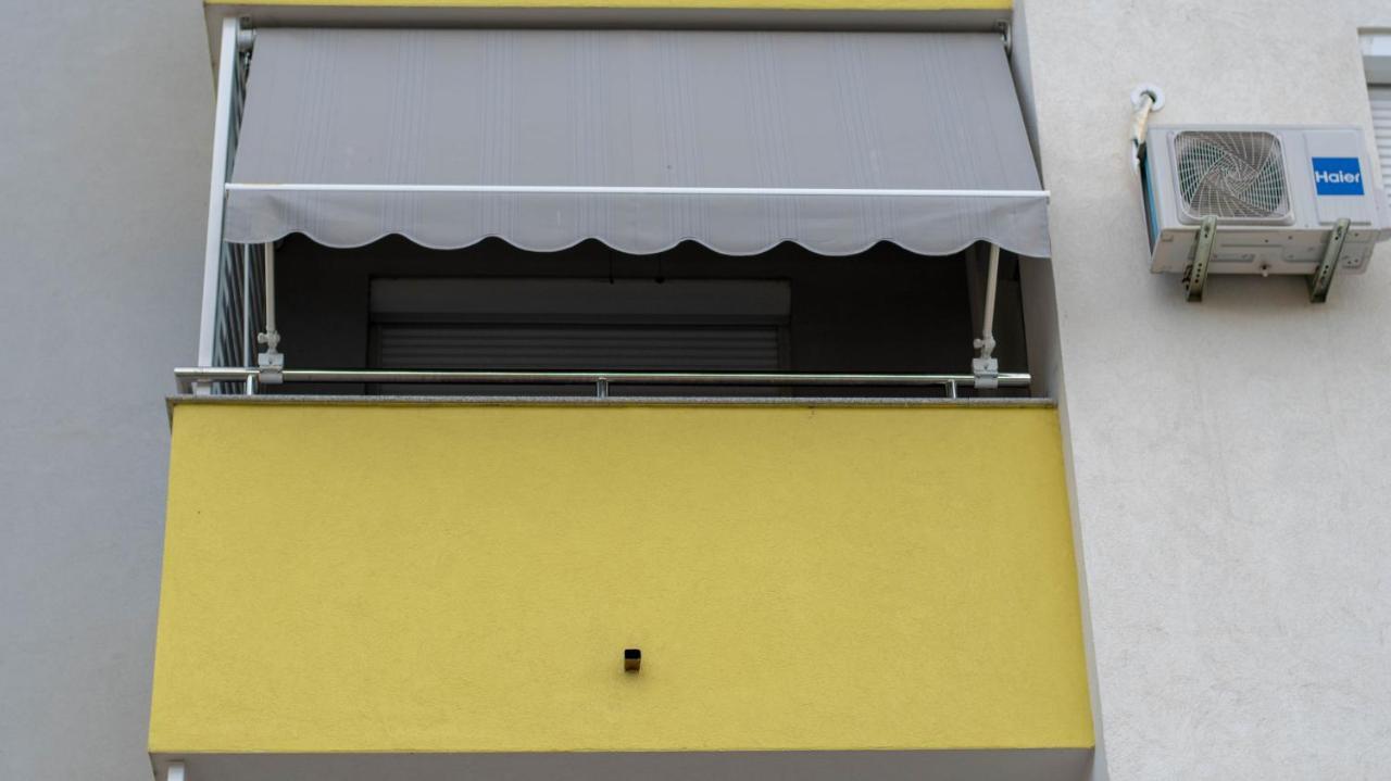 Athena Apartman Lukavica Exterior photo